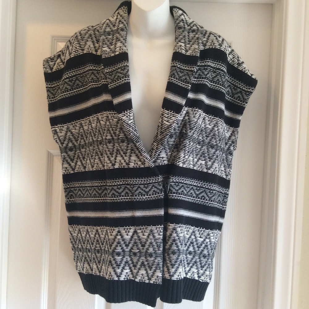 Chaps Black White Tribal Sweater Vest Size Large